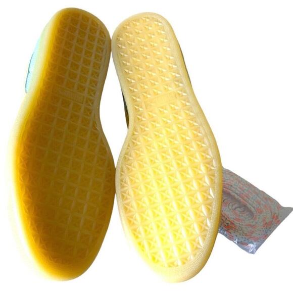 Puma Suede Classics RARE Hill Camp Shoes Men's Size 10.5 Citrus Low Top Sneakers - Picture 8 of 11